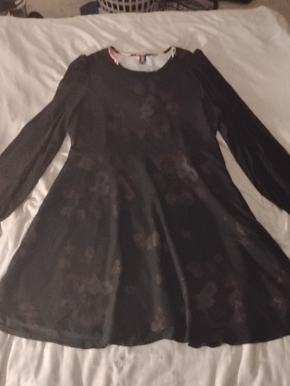 SHEIN Black Long-Sleeve Floral Fit & Flare Midi Dress